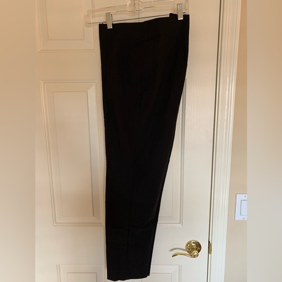 Chicos Brigitte solid black “so slimming” crop length 2.5 (equiv sz 14). - Picture 3 of 7